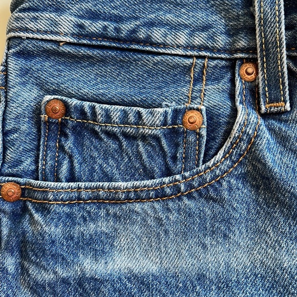 LEVI’S 501 Shorts - Picture 16 of 16